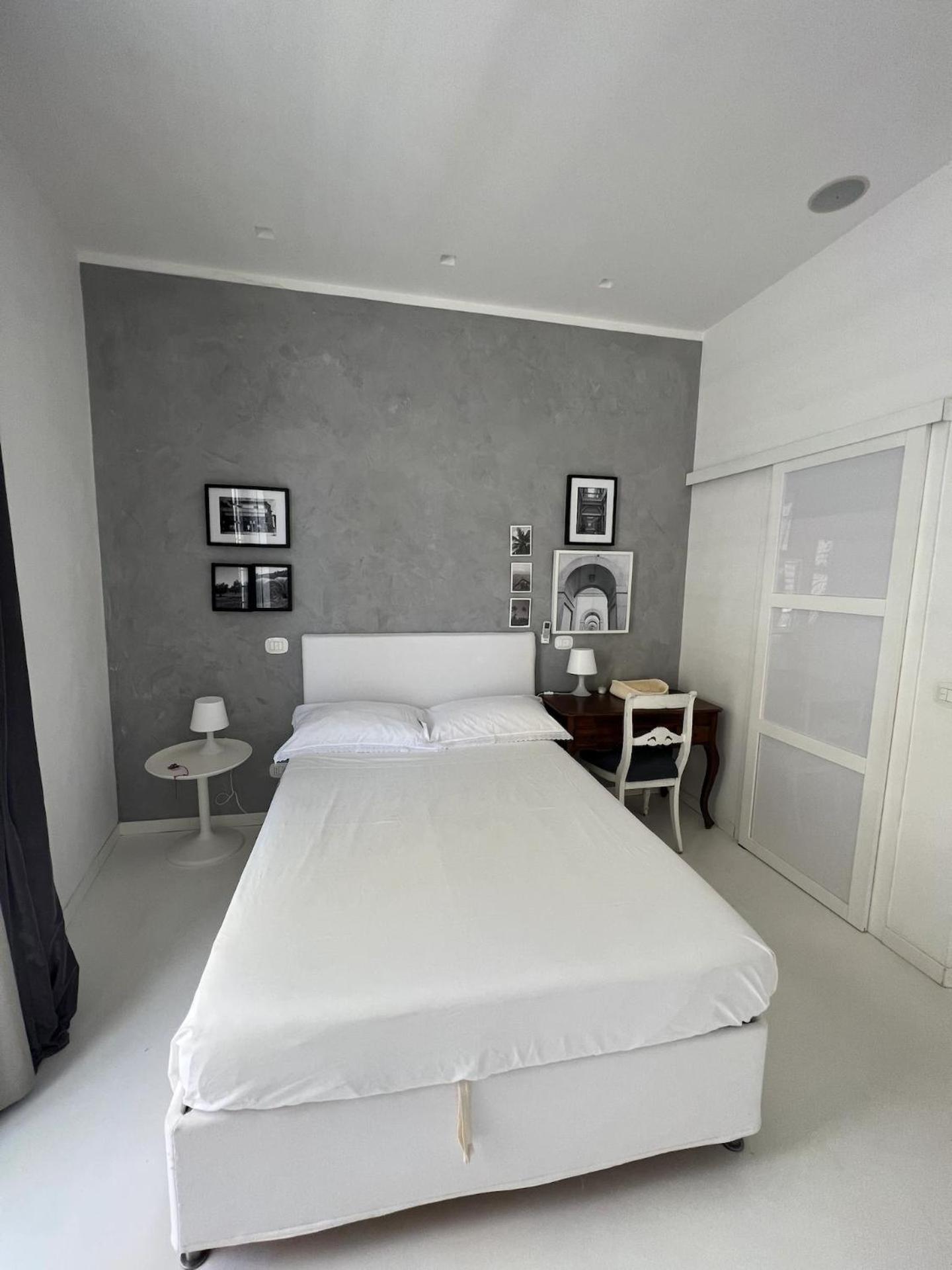 Rome, Beautiful Apartment In A Vintage Building Lido di Ostia Exterior photo